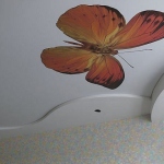 бабочка натяжные потолки